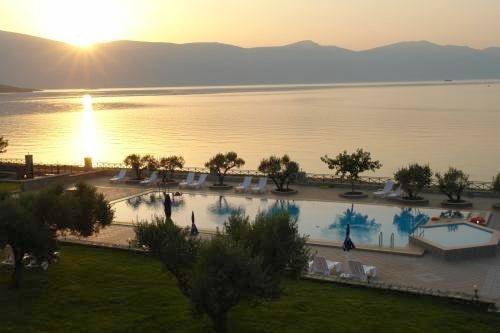 Hôtel pour 2 personnes, avec terrasse ainsi que jardin et piscine