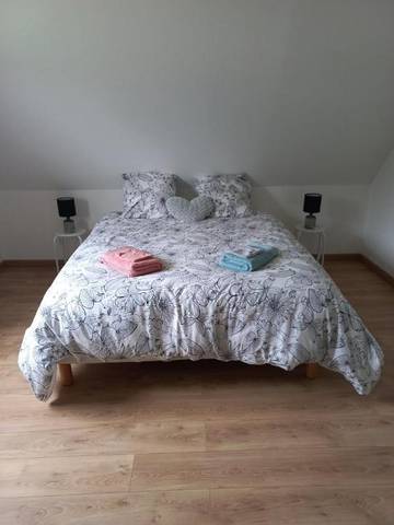Gîte pour 5 personnes, avec jardin à Les Loges