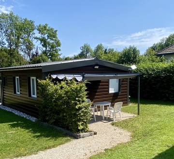 Gîte pour 2 personnes, avec jardin à Pont-de-Poitte