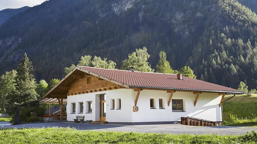 Hütte für 15 Personen, mit Garten im Ötztal