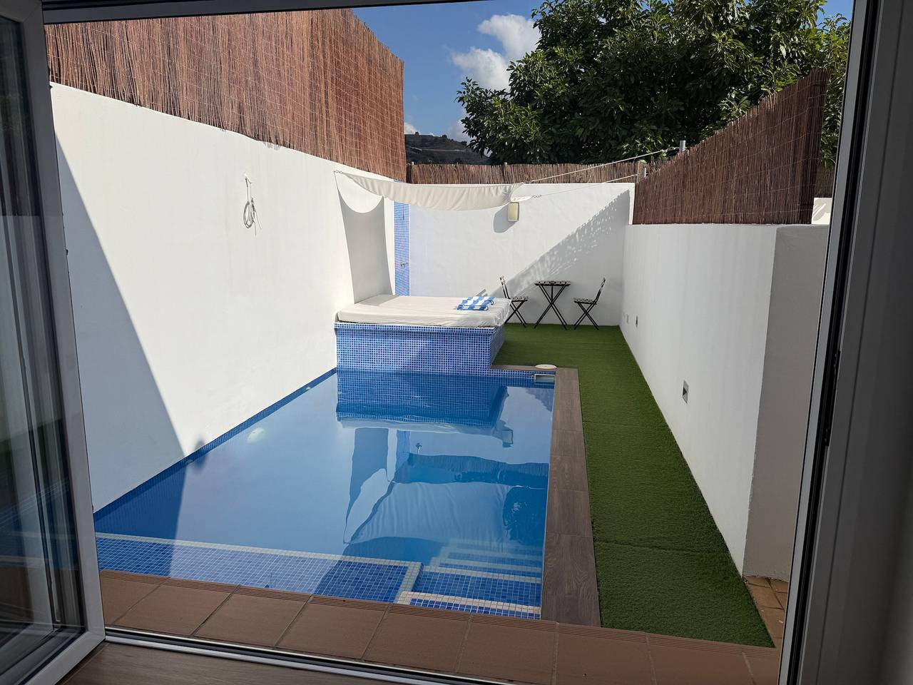 Casa rural 'La Casita' con vistas a la montaña, Wi-Fi y aire acondicionado in Sayalonga, Costa del Sol