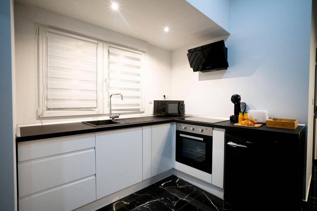 Appartement entier, Sinalospa - Culiacàn - Appartement Jardin Jacuzzi Sauna à 5 minutes de Nancy Place Stanislas in Champigneulles, Région de Nancy