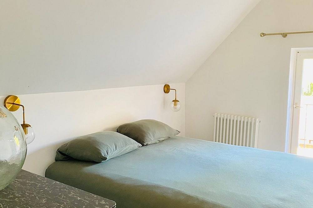 Maison de campagne piscine 1h15 Paris / 25min de Fontainebleau in Lorrez-le-Bocage-Préaux, Seine-et-Marne