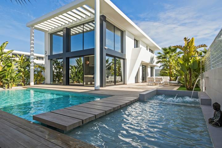Villa för 6 Personer, med balkong och pool - 1