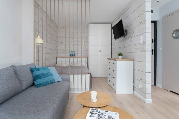 Ganze Ferienwohnung, Functional Studio | 15 minutes to the Beach | Smart Tv in Glettkau, Danzig
