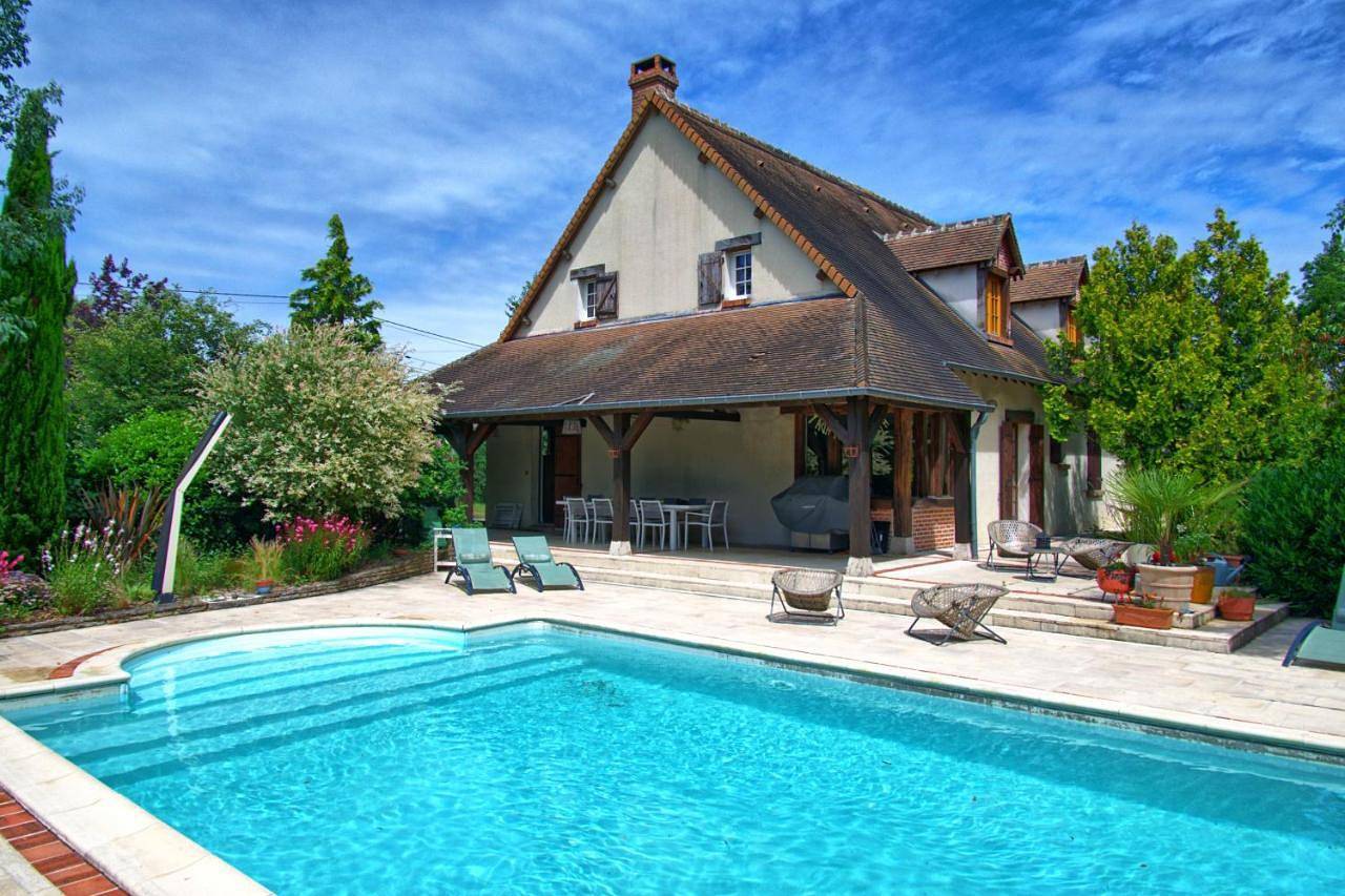 Five-Bedroom House in Cellettes, Sologne