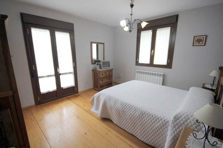 Gîte pour 6 personnes, avec jardin et terrasse à Plan - 3
