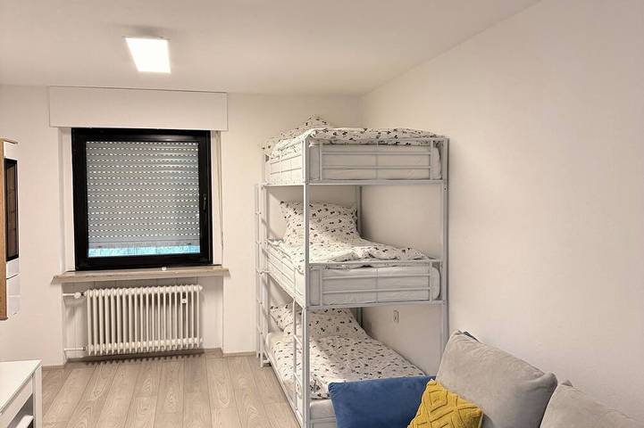 Ganze Wohnung, Gemütliches Apartment mit Gartenblick nahe Phantasialand in Weilerswist, Rheinland