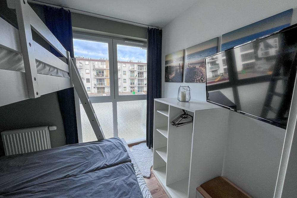 Ganze Wohnung, Familienurlaub direkt am Meer (300m) in Dziwnówek, Wollin