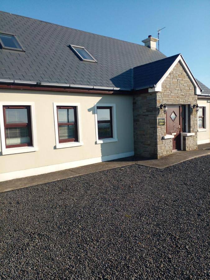 Family Room with Private Bathroom in County Clare