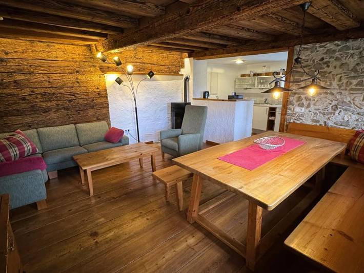 Ferienwohnung für 8 Personen, mit Garten und Sauna sowie Seeblick und Ausblick, kinderfreundlich in Steinbach am Attersee - 2