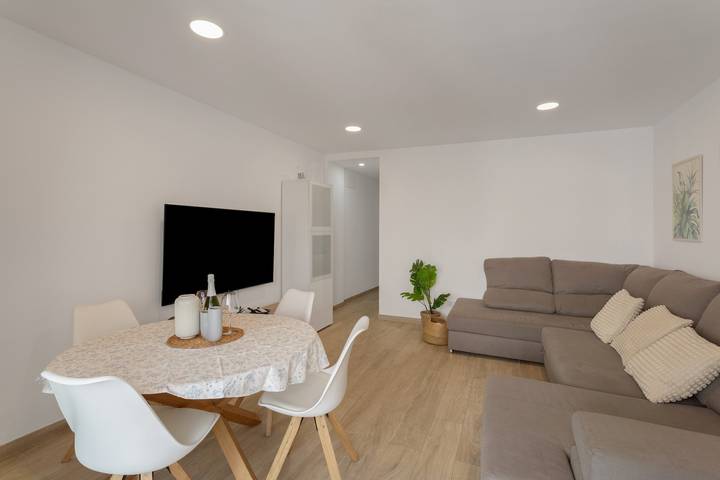 Hel lejlighed, Vacation Apartment 'Lupama Suite' with Private Pool, Wi-Fi, and Air Conditioning in Arguineguin, Mogán