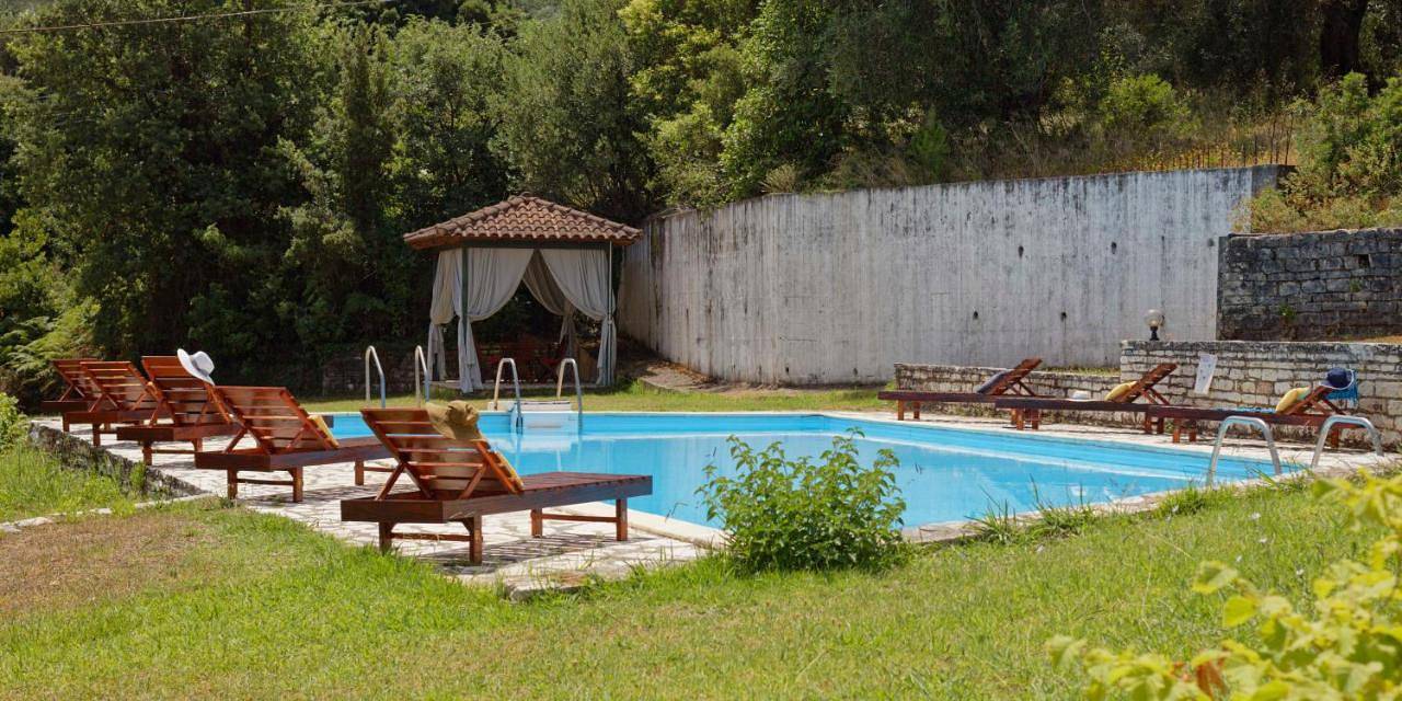 Habitat Villa Corfu in Dassia, Corfou