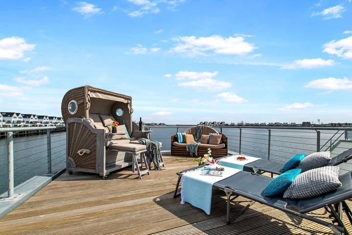 Wasserhaus "Villa Sansibar" - besonderer Ostseeurlaub mit Dachterrase und Sauna in Olpenitz, Kappeln