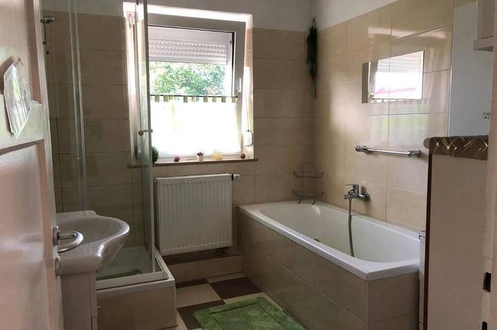 Ganze Wohnung, Fine Ferienwohnung Bayreuth in Frankenalb