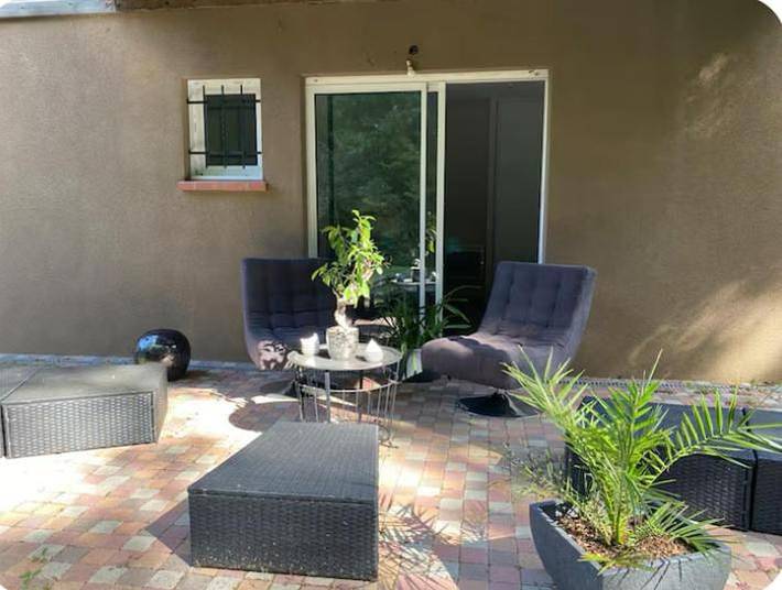 Gîte pour 2 personnes, avec vue et jardin, animaux acceptés à Castanet-Tolosan - 3