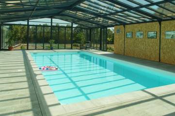 Chambre d’hôte pour 6 personnes, avec jardin et jacuzzi ainsi que piscine et sauna à Port-d'Envaux