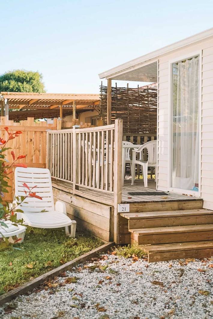 Mobil home pour 5 personnes, avec bassin pour enfant, animaux acceptés à Surgères - 4