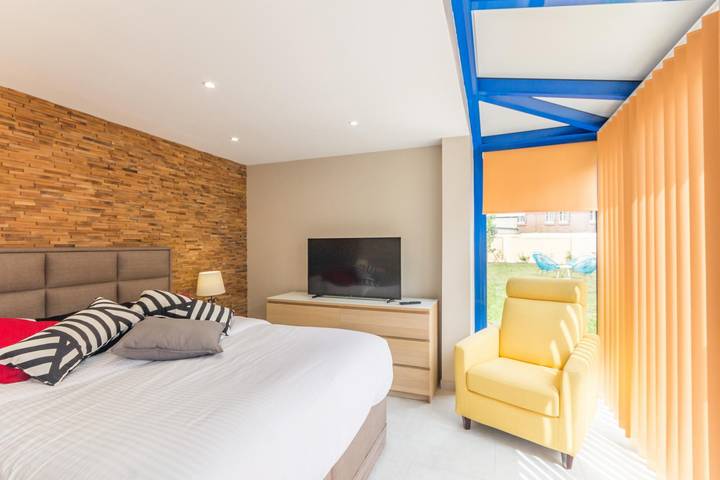 Gîte pour 11 personnes, avec jardin à Forges-les-Eaux - 4