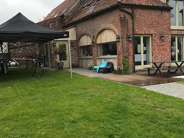 Location de vacances pour 21 personnes, avec balcon/terrasse et terrasse dans Hainaut