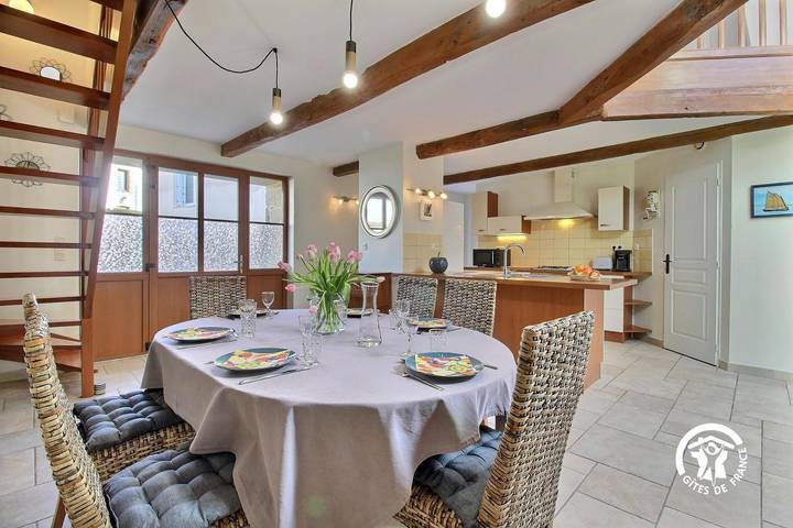 Gîte pour 6 personnes, avec jardin à Belz - 4