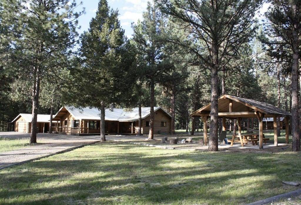 Coal Creek Mountain Lodge\npremier mountain lodge with beautiful scenic views! in Ravalli County