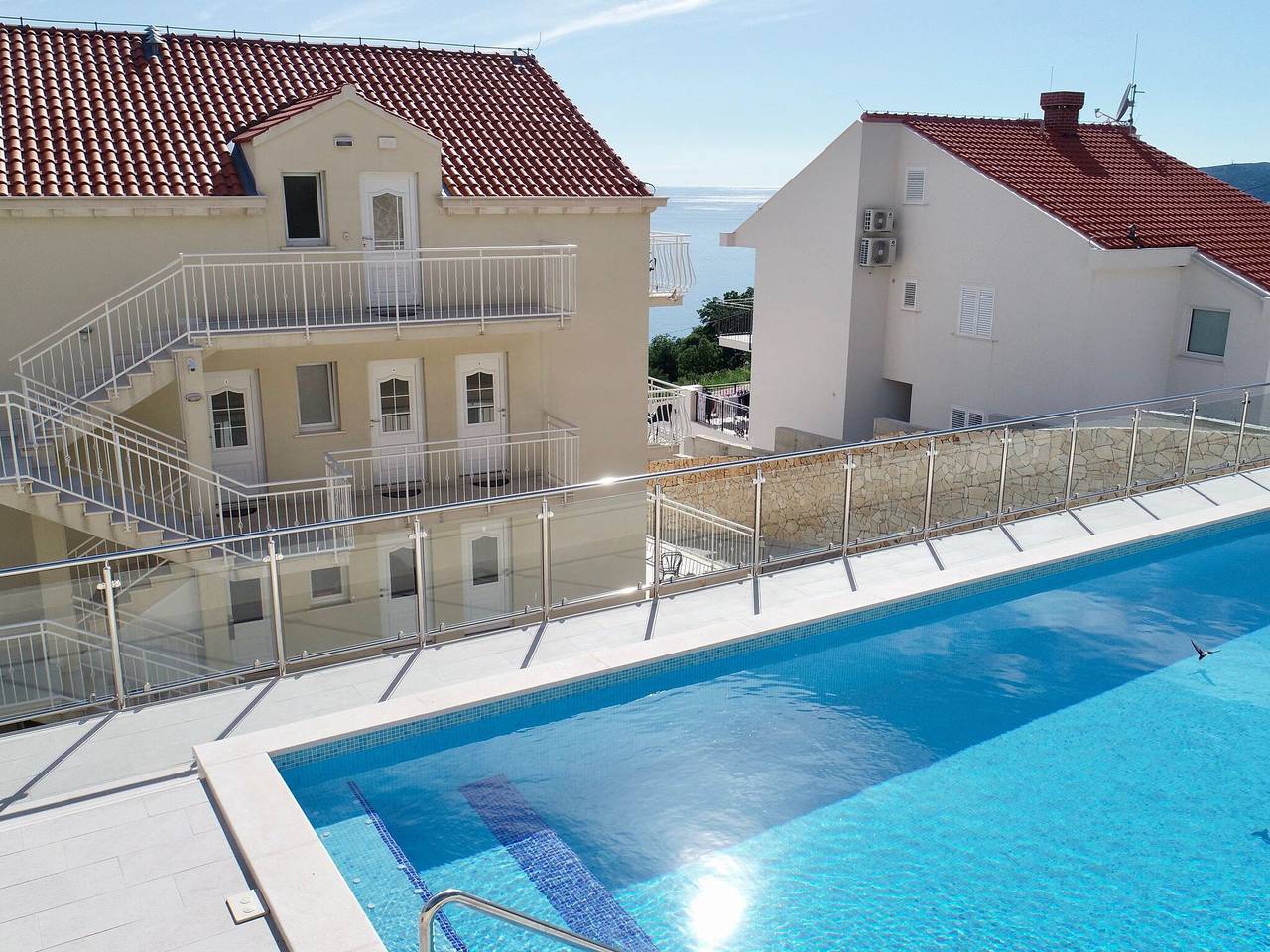 Ganze Wohnung, Villa Samba- Premium One-Bedroom Apartment with Balcony and Sea View in Plat, Dubrovnik-Neretva