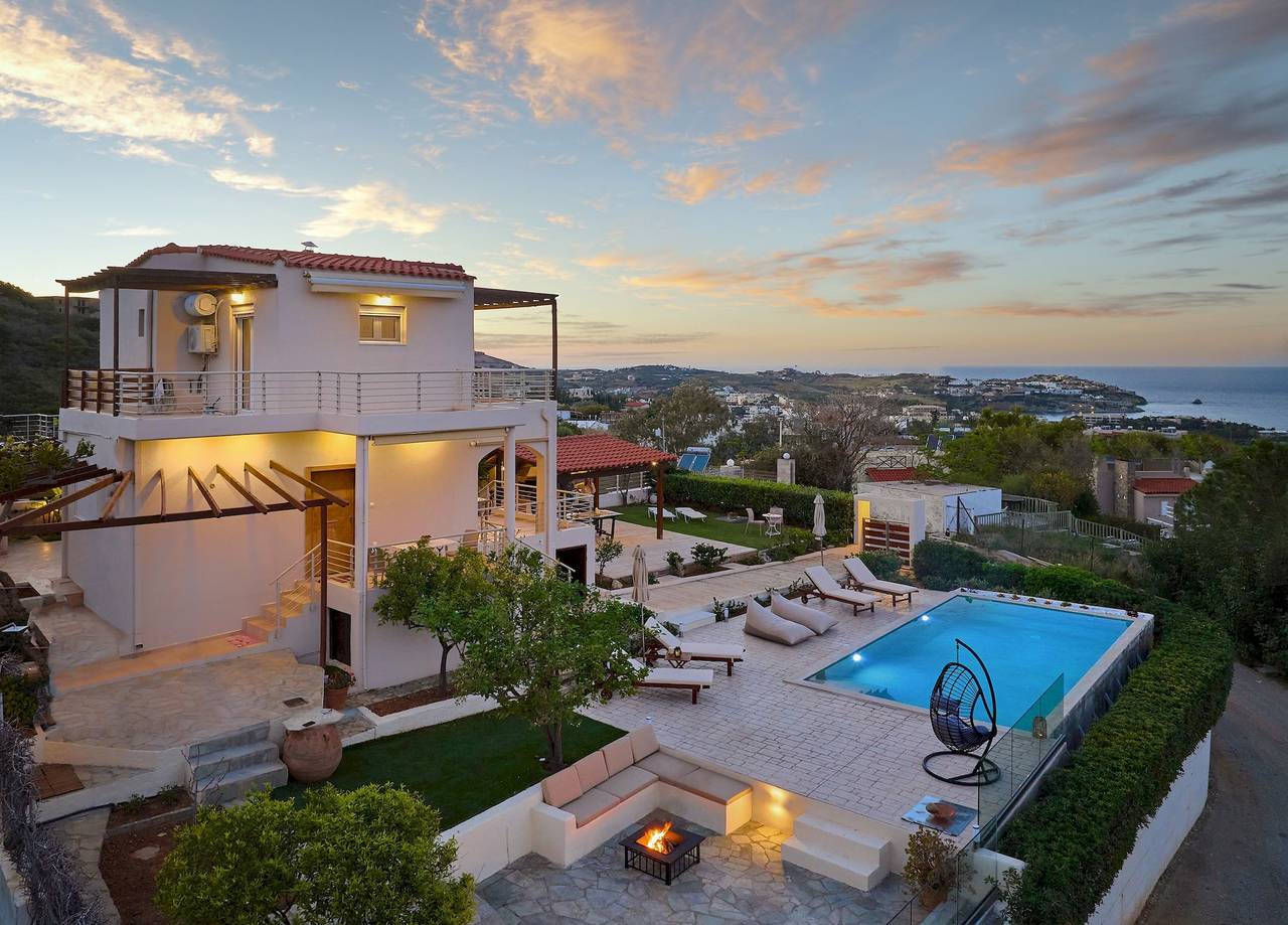 Villa with private pool and amazing view – Ru in Lygaria, Achlada