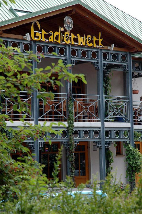Ferienwohnung für 2 Personen, mit Terrasse und Garten sowie Ausblick in Bergen (Niedersachsen) - 4