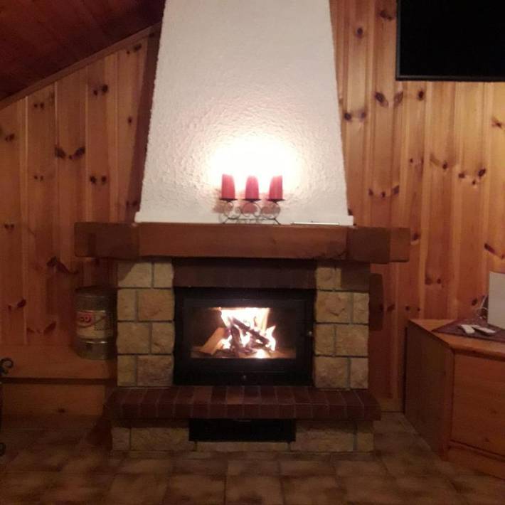 Location de vacances pour 6 personnes, avec Balcon ainsi que Terrasse et Vue à Salvan