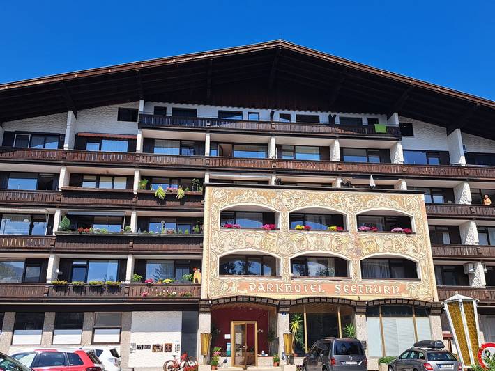 Ferienwohnung für 8 Personen, mit Garten und Terrasse sowie Seeblick in Strobl
