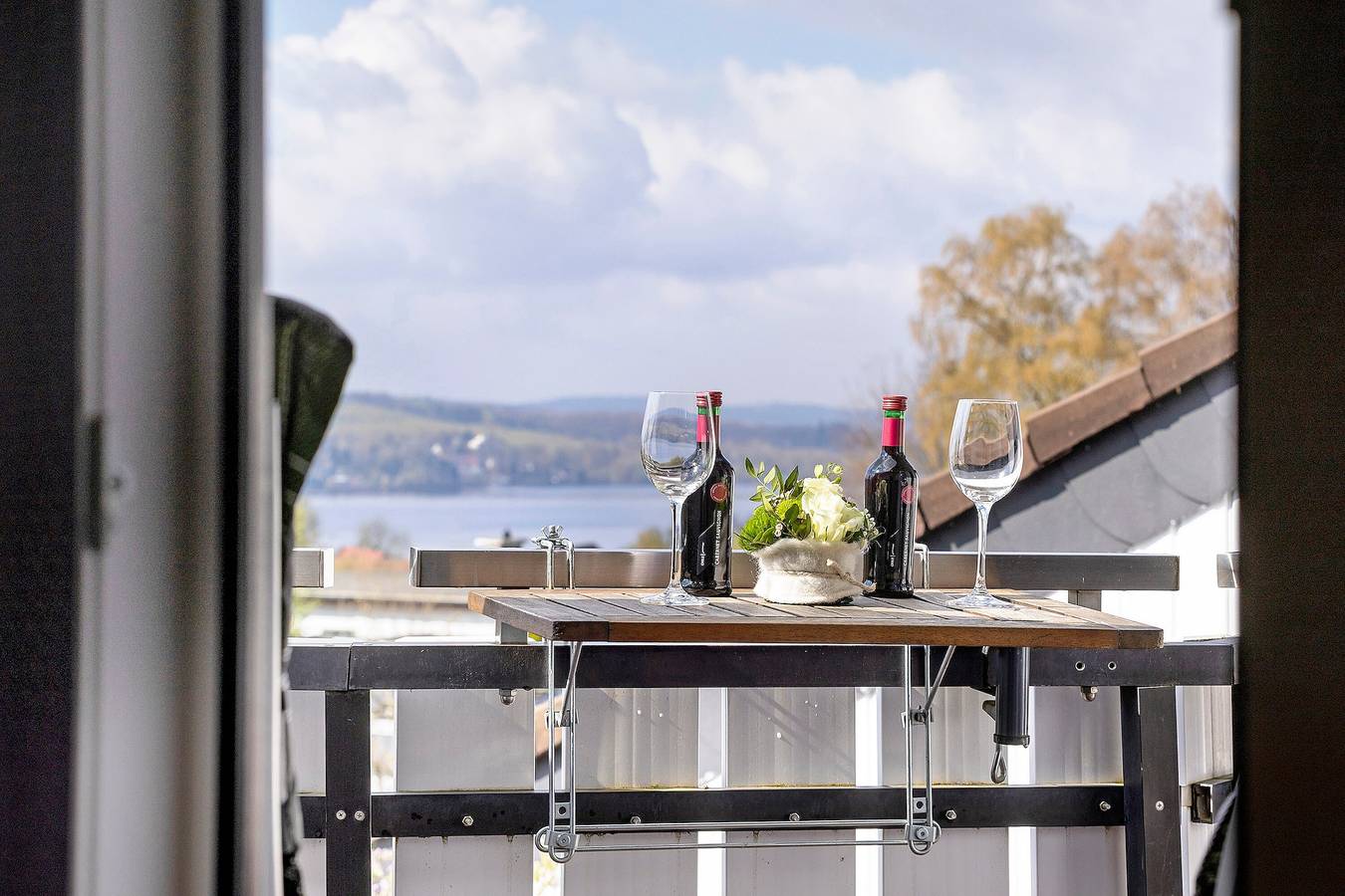 Ganze Wohnung, Ferienwohnung Seeblick mit Seeblick, Balkon und Wlan in Möhnesee, Kreis Soest