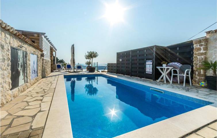Ferienwohnung für 4 Personen in Sibenik
