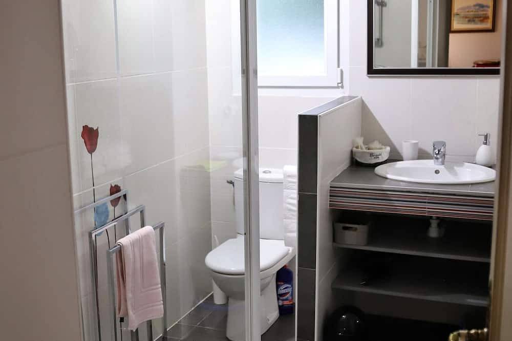 Unabhängiges Ferienhaus Val D'amour in Nages-et-Solorgues, Nimes und Umgebung