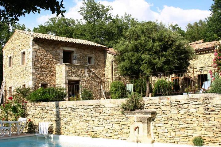 Location de vacances pour 2 personnes, avec jacuzzi et jardin ainsi que terrasse et piscine à Faucon - 3