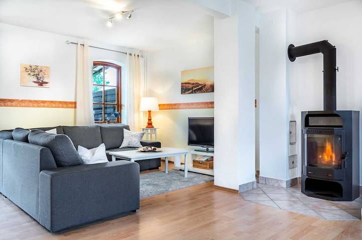 Agriturismo für 8 Personen, mit Garten in Steffenshagen