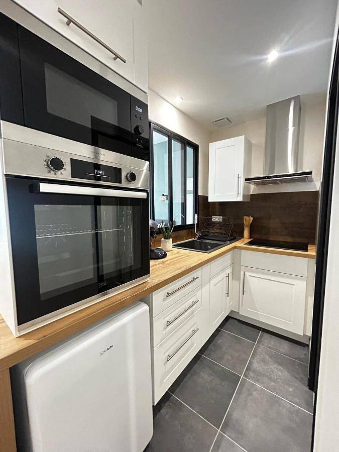 Appartement entier, One-Bedroom Apartment in Panazol, Région de Limoges