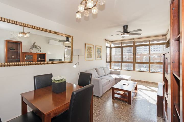 Ferielejlighed for 4 personer, med terrasse i Valencia