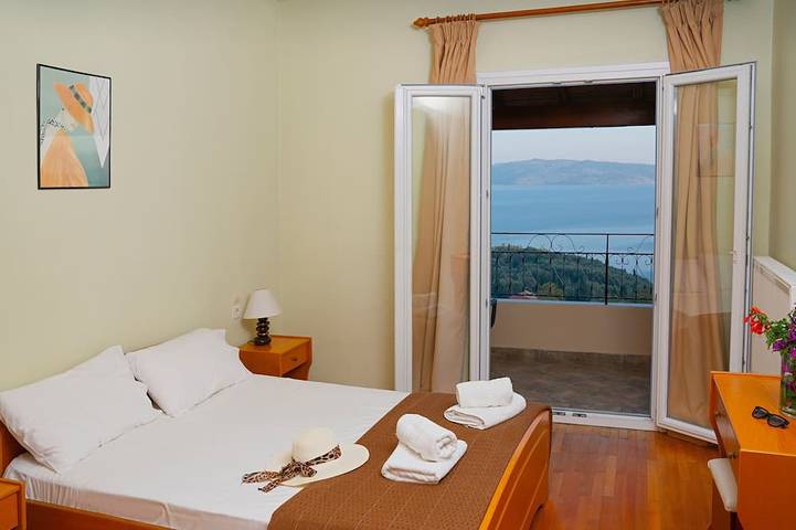 Villa Vasso Three-Bedroom Sea View Residence, near Kerasia Beach in Paralia Kerasia, Corfou