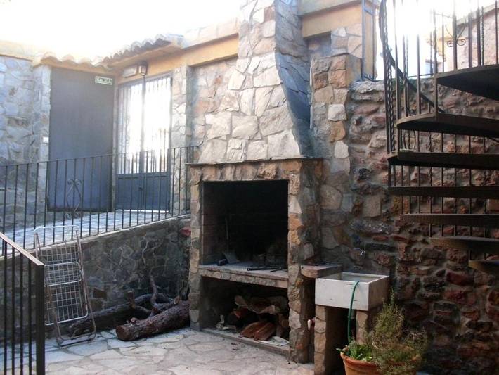 Casa rural para 12 personas, con Balcón además de Terraza y Vistas en Villanueva de Viver - 2