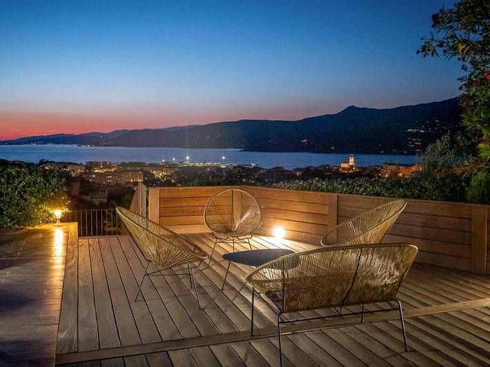 Villa pour 6 personnes, avec jacuzzi ainsi que piscine et jardin à Propriano - 2