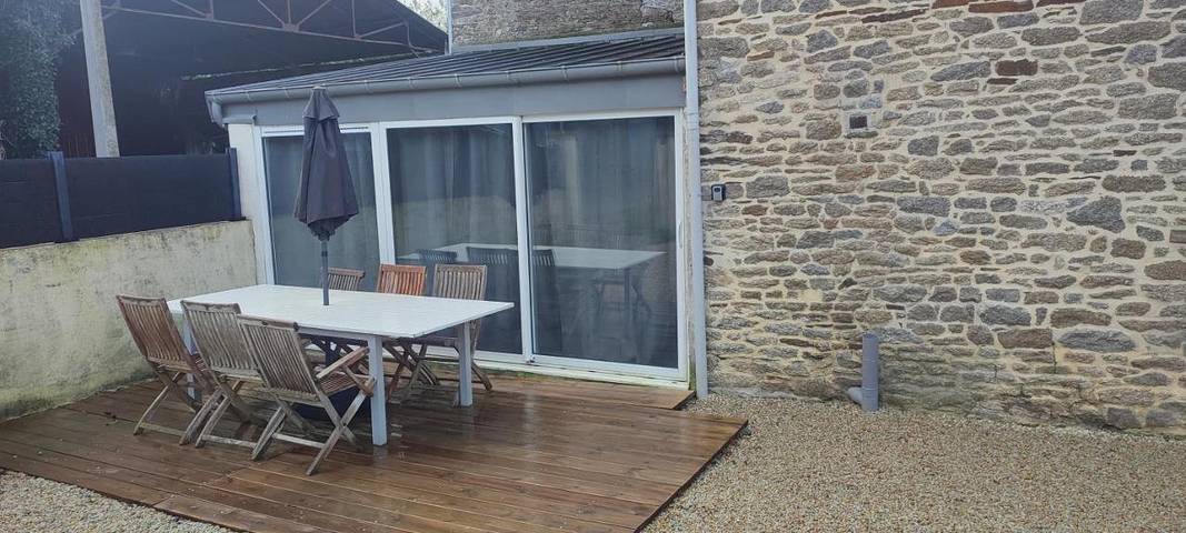 Location de vacances pour 6 personnes, avec terrasse, animaux acceptés à Trévron - 2