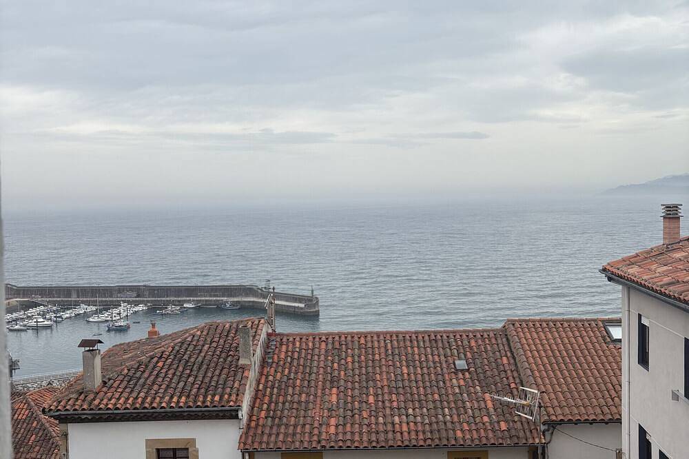 Apartamento entero, 14A10 Cau La Mar Apto en pleno casco historico in Lastres, Colunga