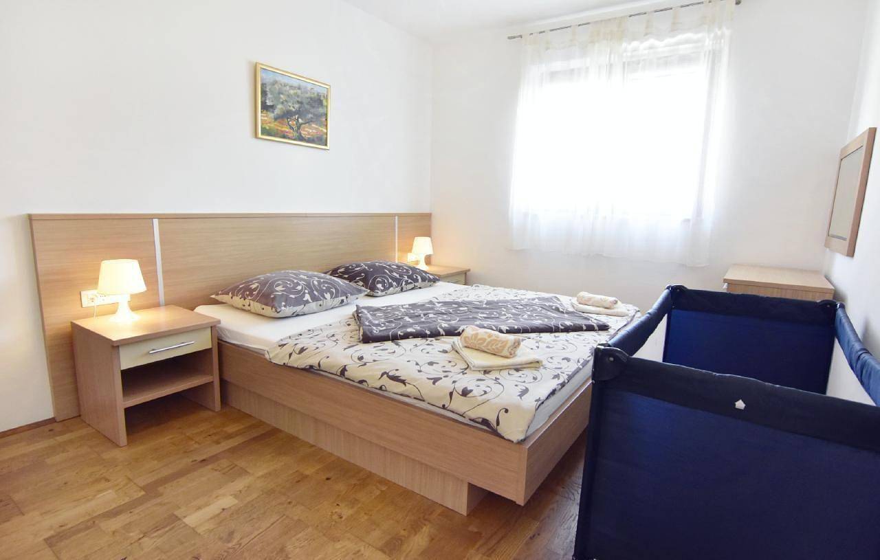 Apartamento vacacional entero, Holiday flat "Alpa6" with whirlpool in Umag, Region de Umag