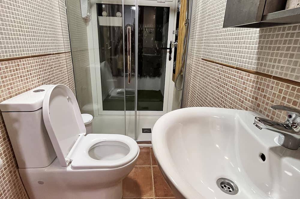 Ideale villa voor ontspanning, met zwembad en jacuzzi, mooi uitzicht op de bergen in El Roque, La Oliva