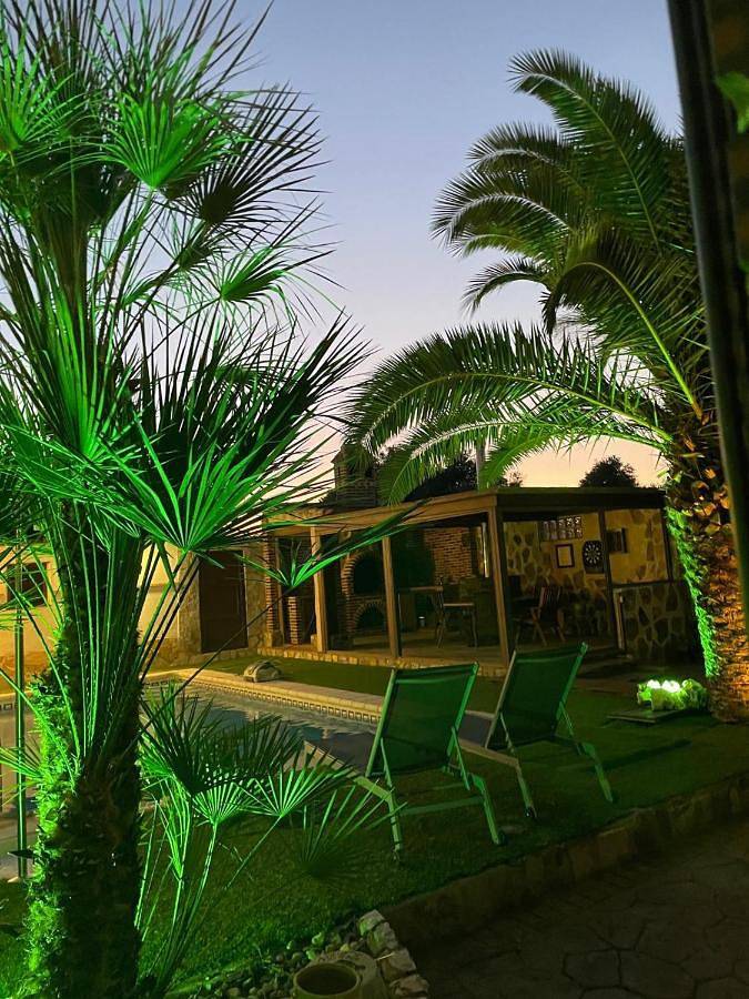 Casa de vacaciones para 10 personas, con jardín además de piscina y vistas - 1