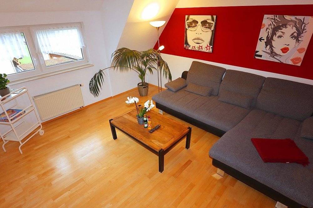 Ganze Wohnung, Bertsche 2 Schlafzimmer in Villingen-Schwenningen, Mittlerer Schwarzwald