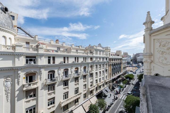 Ferienwohnung für 4 Personen, mit Balkon und Ausblick - 1