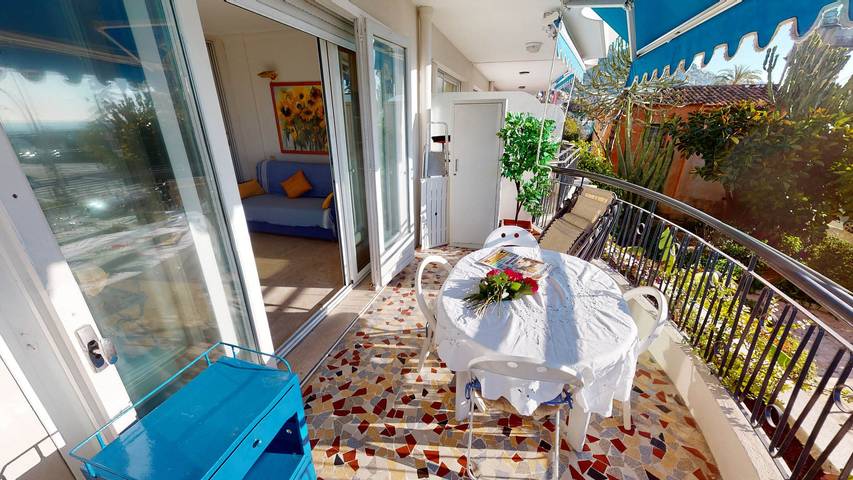 Gîte pour 4 personnes, avec vue sur l’océan et balcon à Menton - 2