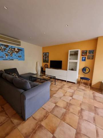 Gîte pour 4 personnes, avec terrasse à Argentona
